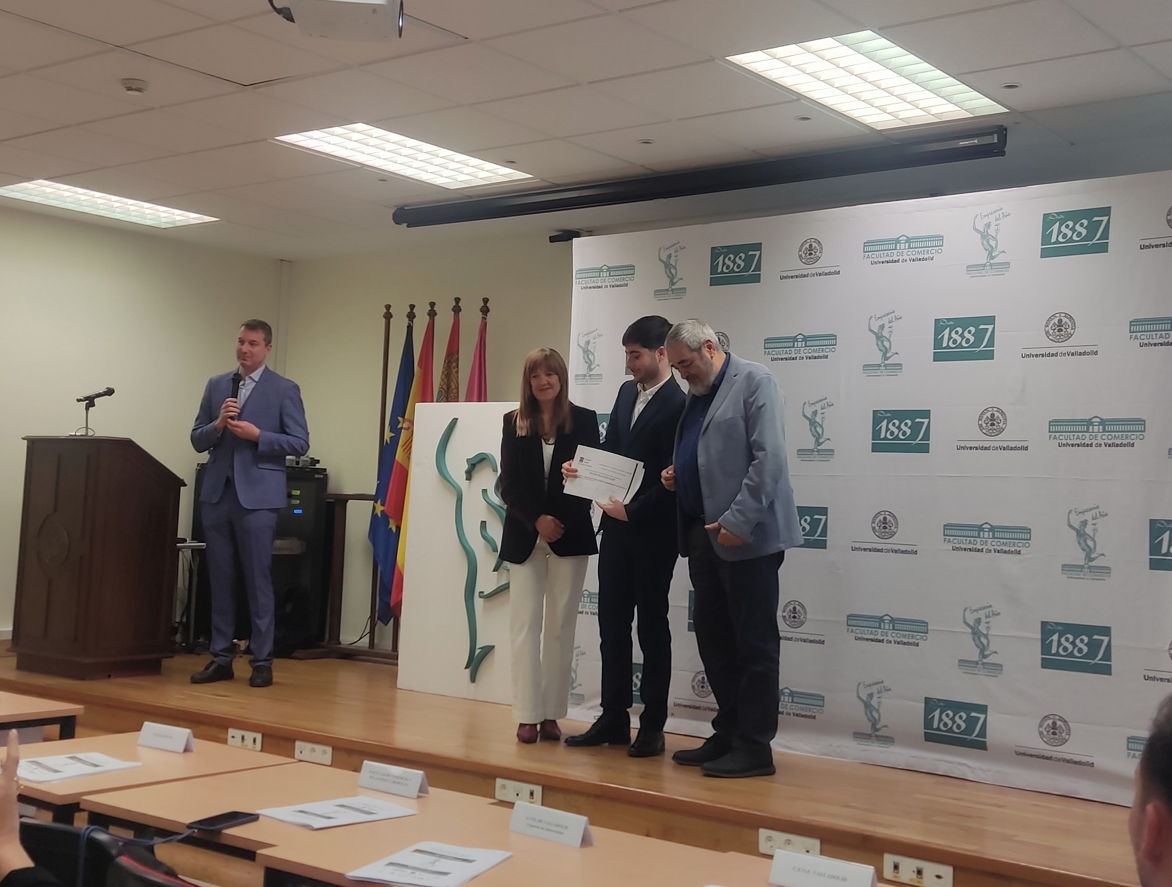 FINAL DEL PREMIO CREACIÓN DE EMPRESAS FINAL DEL PREMIO CREACIÓN DE EMPRESAS